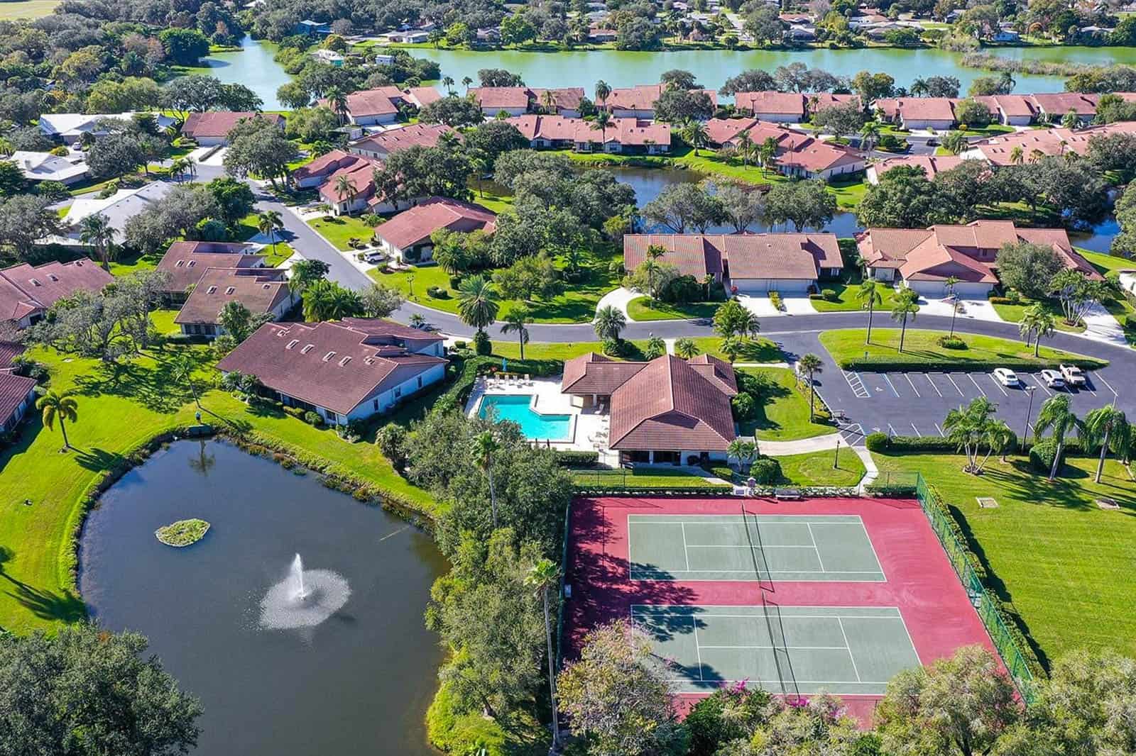 Lakeshore Village Condos For Sale | Sarasota, FL