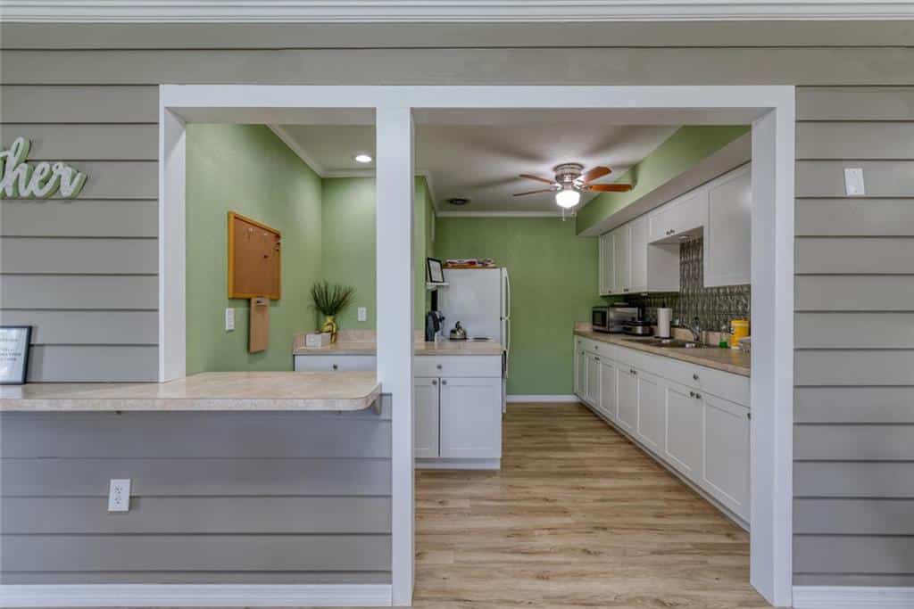 Strathmore Villas in Strathmore Condos For Sale in Sarasota, FL