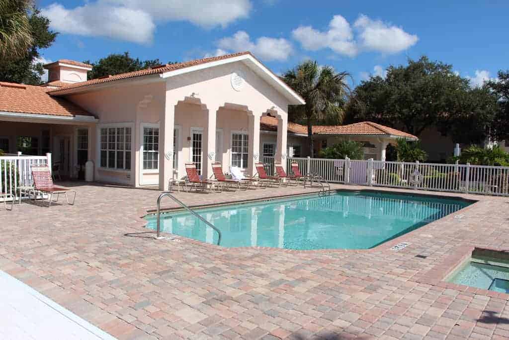 Plaza De Flores Condos For Sale in Palmer Ranch Sarasota, FL