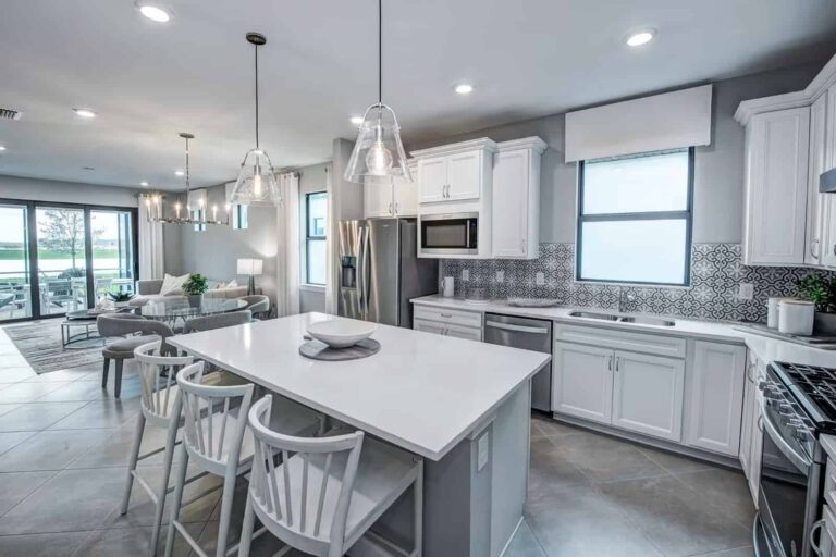 Avanti neighborhood interior home - Lakewood Ranch, FL - Main Street