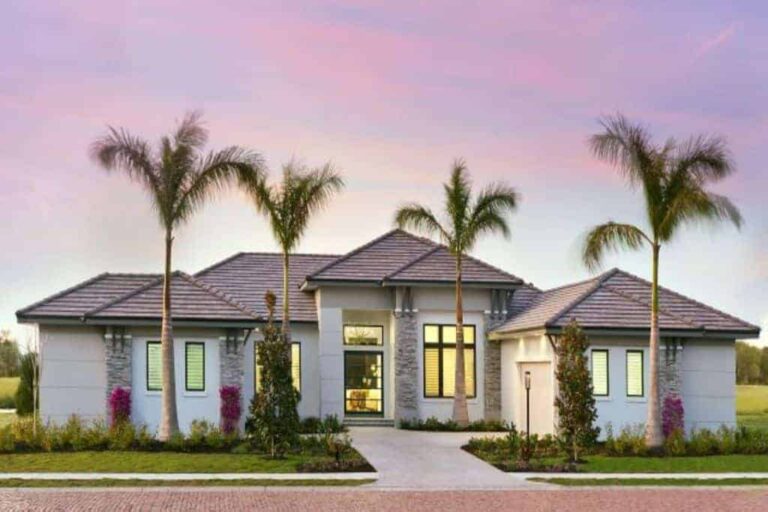 Kingfisher Estates Homes in Waterside in Lakewood Ranch, FL. - Model Home