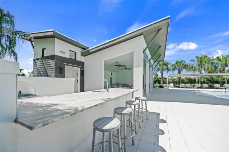 Woodleaf Hammock Homes in Lakewood Ranch, FL. - Covered Pavilion