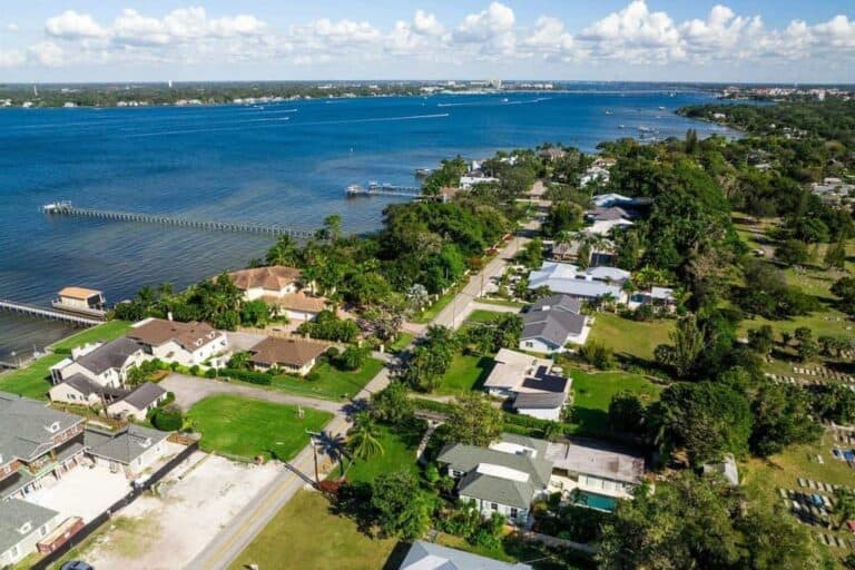 Bradenton homes in Bradenton, FL. - Aerial