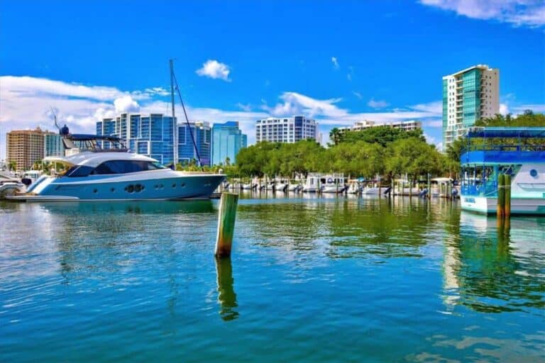 Downtown Sarasota FL. - Marina Jacks Bayfront