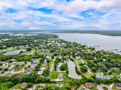 Ellenton homes in Ellenton, FL. - Aerial