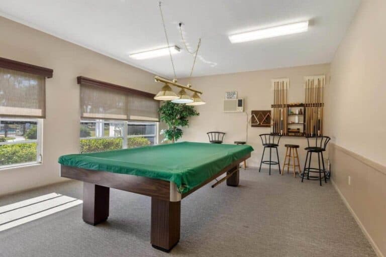 Forest Pines Condos in Sarasota, FL. - Billiards Room