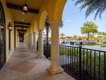 Gran Paradiso Condos in Venice, FL. - Clubhouse Walkway