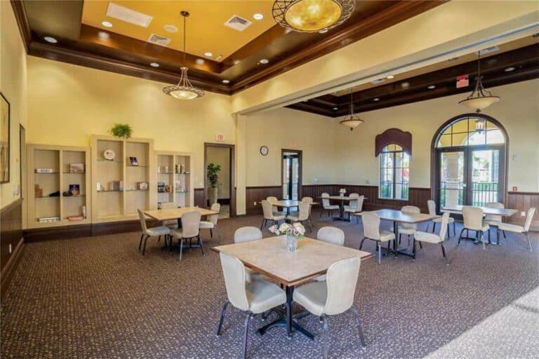 Gran Paradiso Condos in Venice, FL. - Sitting Room