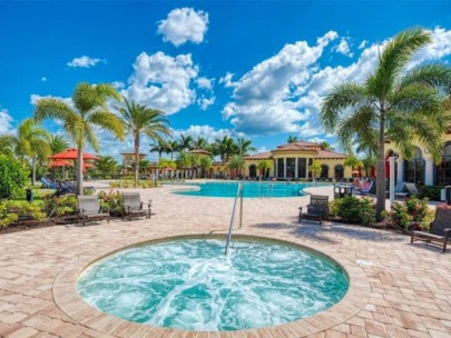 Gran Paradiso Condos in Venice, FL. - Hot Tub