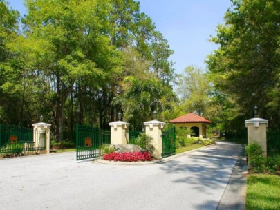 Hammocks Condos in Sarasota, FL. - Gated Entry