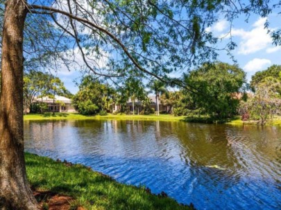 Palmer Club Condos in Sarasota, FL. - Lake Views