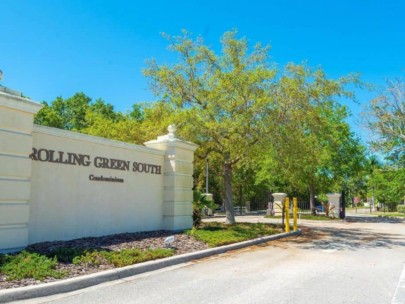 Rolling Green Condos in Sarasota, FL. - Entrance Sign