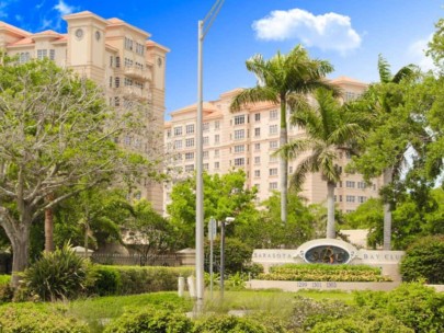 Sarasota Bay Club Condos - Exterior Grounds