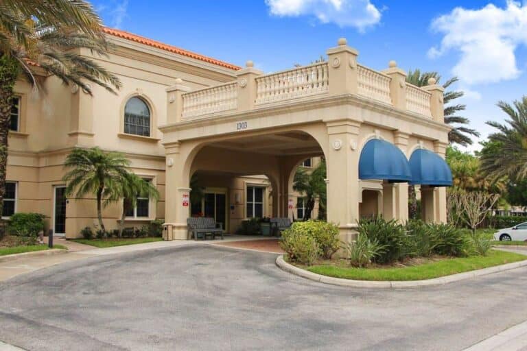 Sarasota Bay Club Condos - Entrance
