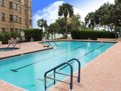 Sarasota Bay Club Condos - Pool