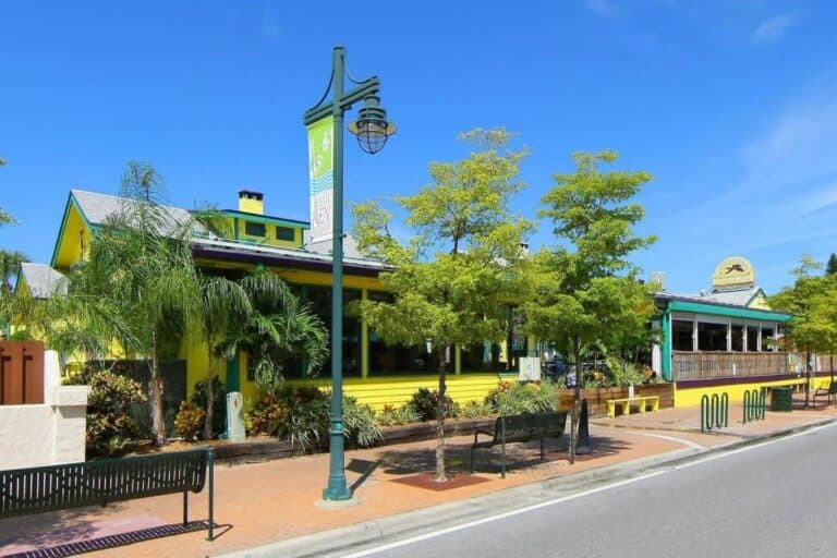 Siesta Key Homes in Sarasota, FL. - Siesta Village