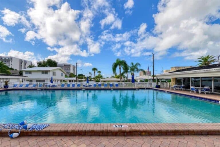 Aloha Kai Condos in Siesta Key, FL. - Pool