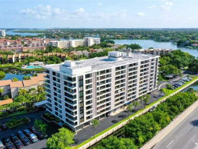 Anchorage Condos in Siesta Key, FL. - Building