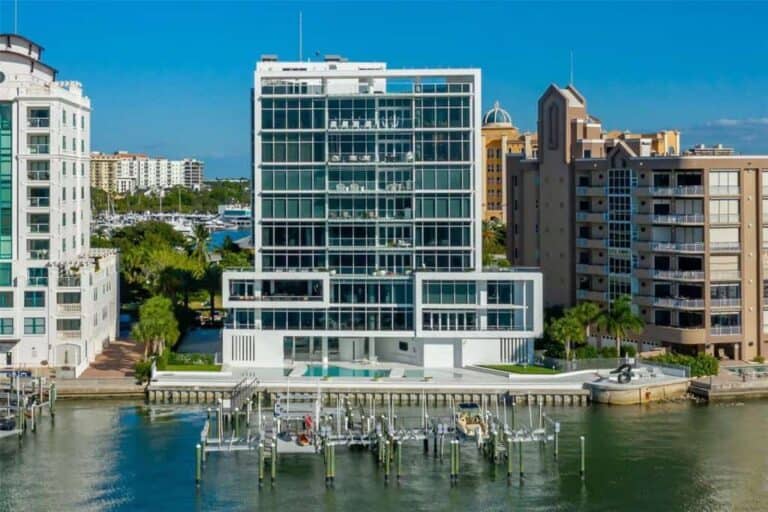 Aqua Condos in Downtown Sarasota, FL. - Building