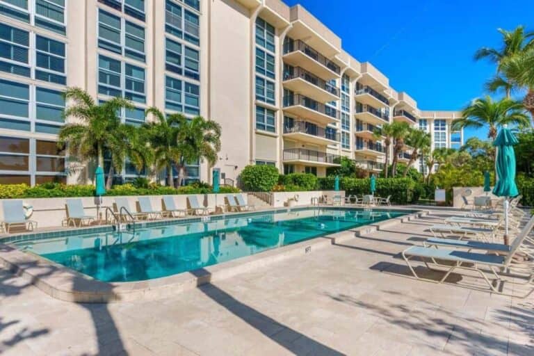 Aquarius Club Condos in Longboat Key, FL. - Pool