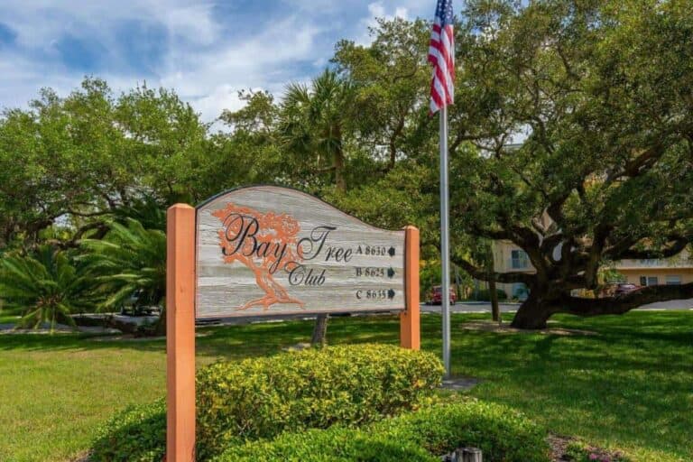 Bay Tree Club Condos in Siesta Key, FL. - Entrance Sign