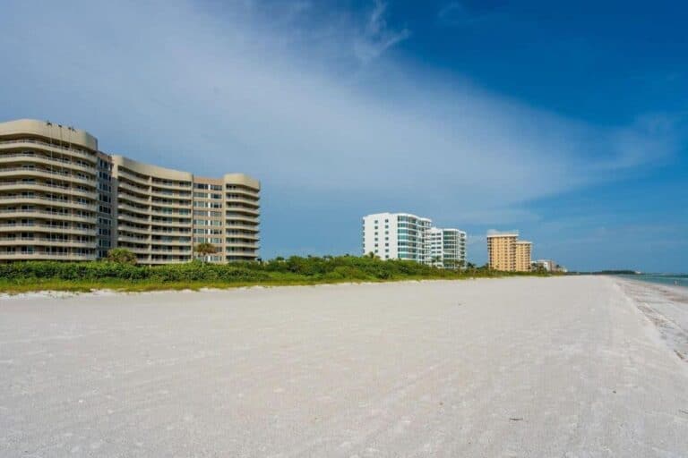 Beaches Condos in Longboat Key, FL. - Beach