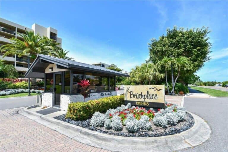 Beachplace Condos in Longboat Key, FL. - Entrance Sign