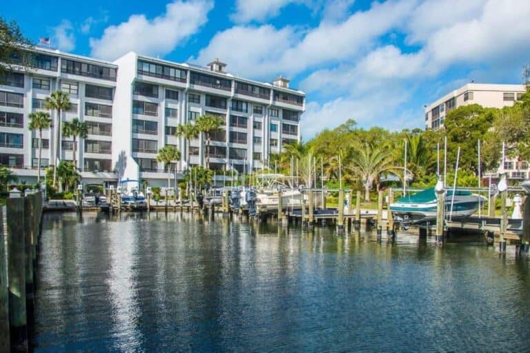Boca Siesta Condos in Siesta Key, FL. - Building and Waterfront Docks