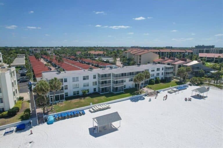 Casa Blanca Condos in Siesta Key, FL. - Beachfront aerial