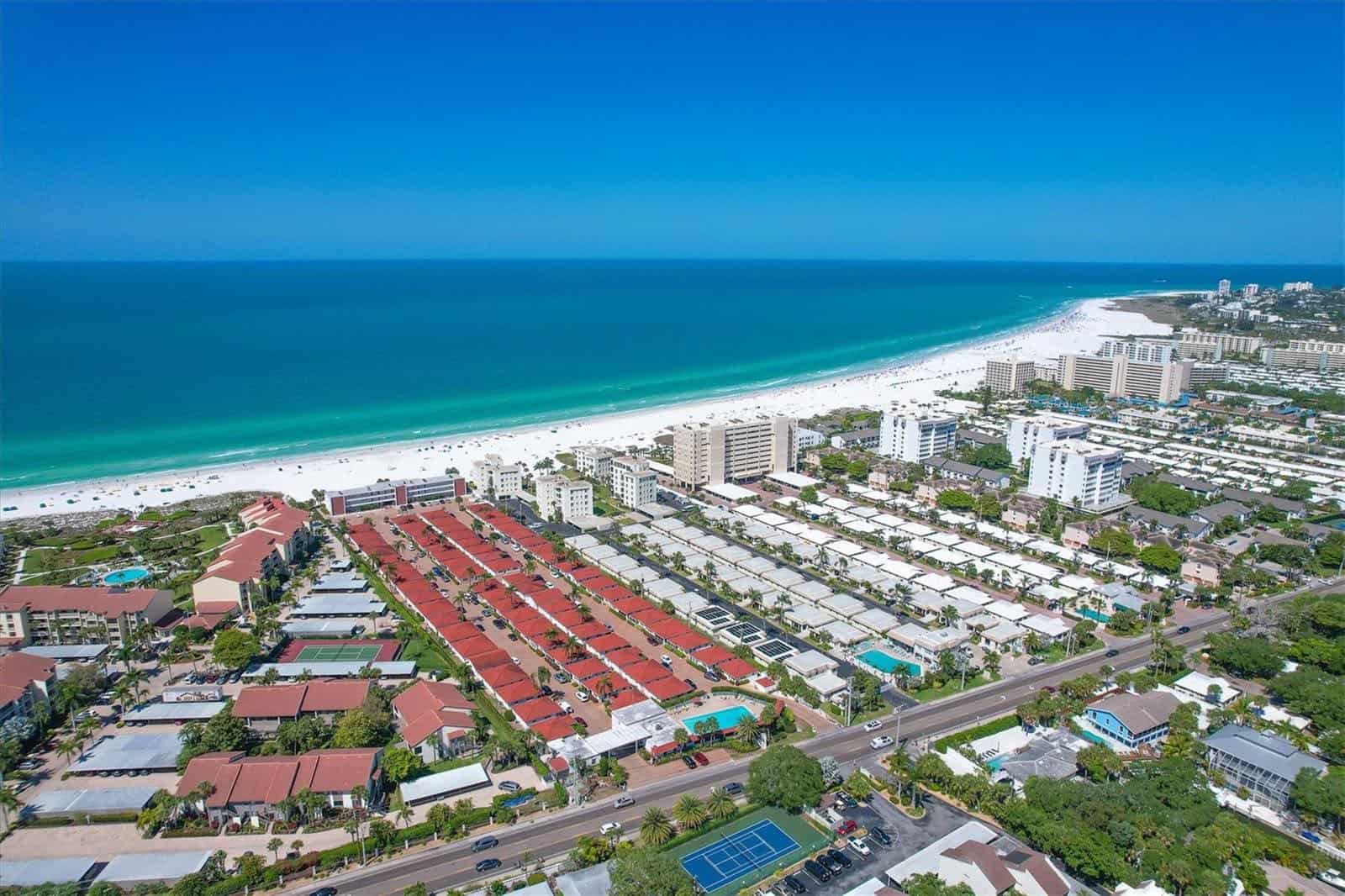 Casa Blanca Condos For Sale in Siesta Key, FL.