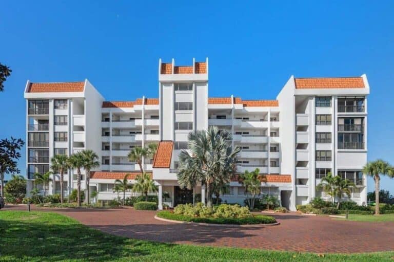 Castillian Condos in Longboat Key, FL. - Building