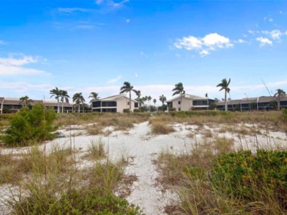 Cedars West Condos in Longboat Key, FL. - Beach Access