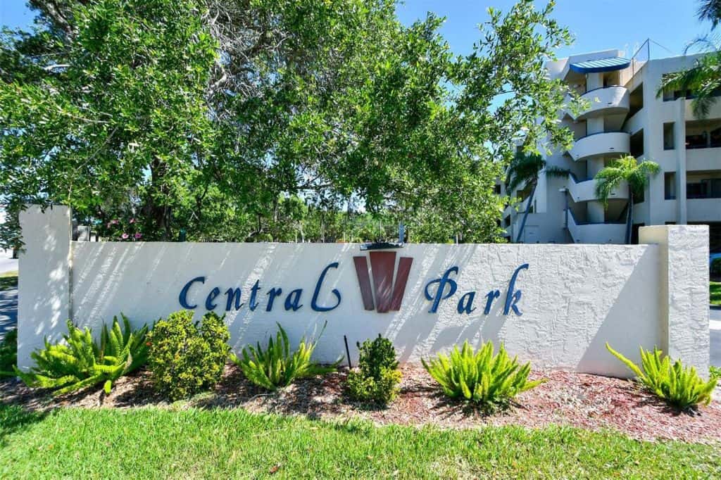 Central Park Condos in Downtown Sarasota, FL. - Entrance Sign