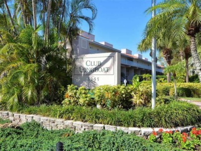 Club Longboat Condos in Longboat Key, FL. - Entrance Sign