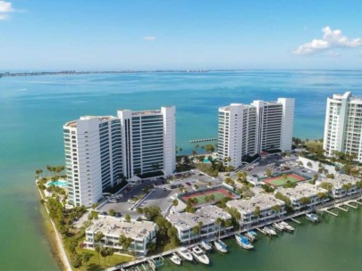 Condo On The Bay Condos in Downtown Sarasota, FL. - Buildings Aerial