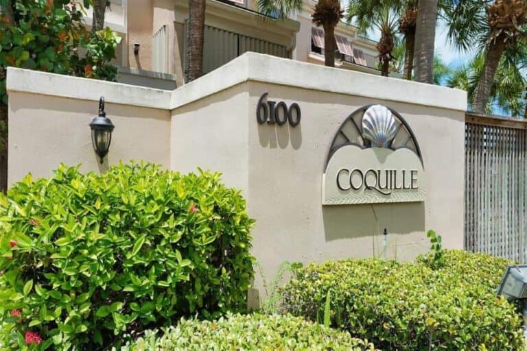 Coquille Condos in Siesta Key, FL. - Entrance Sign