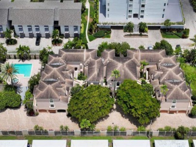 Coquille Condos in Siesta Key, FL. - Aerial