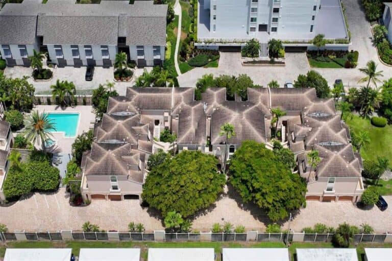 Coquille Condos in Siesta Key, FL. - Aerial