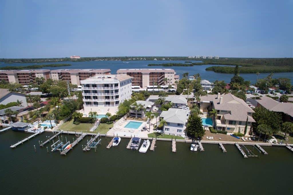 Cozy Cove Condos in Siesta Key, FL. - Waterfront