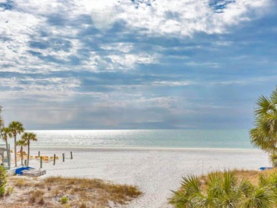 Crescent Condos in Siesta Key, FL. - Beach