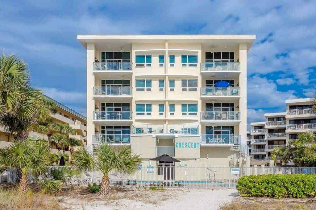 Crescent Condos in Siesta Key, FL. - Beachfront Building