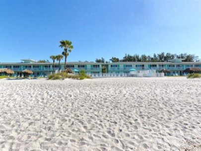 Diplomat Condos in Longboat Key, FL. - Beach