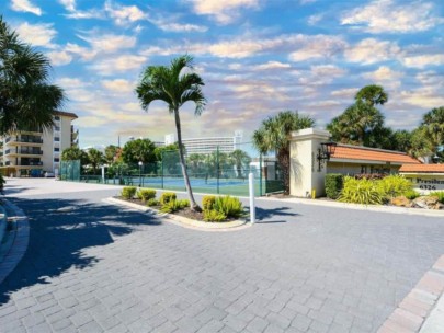 El Presidente Condos in Siesta Key, FL. - Entrance