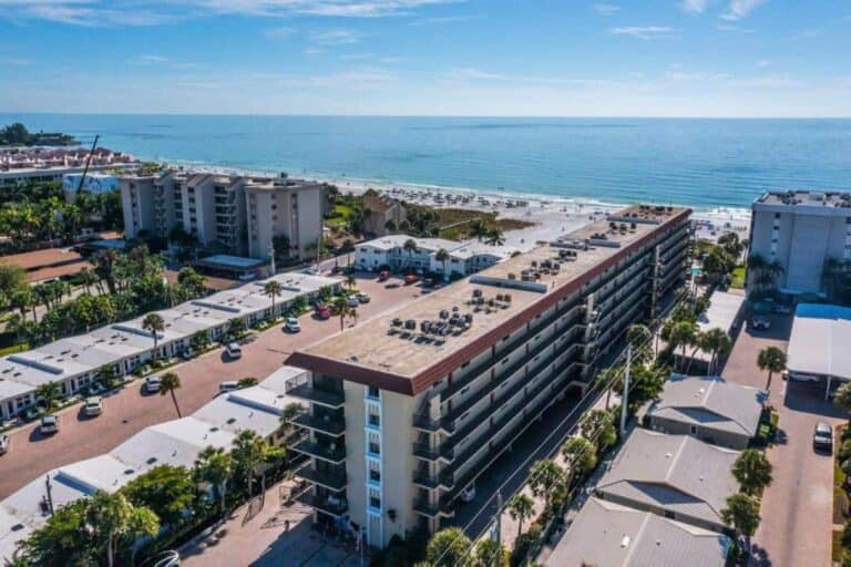 El Presidente Condos in Siesta Key, FL. - Aerial