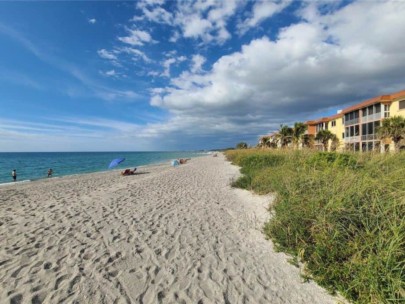 Fishermans Cove Condos in Siesta Key, FL. - Beach