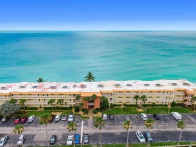 Fishermans Cove Condos in Siesta Key, FL. - Gulf View