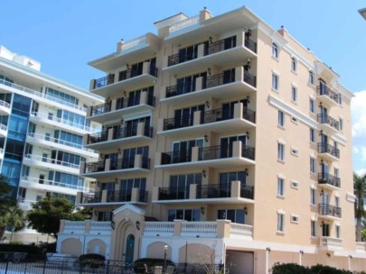 Golden Bay Condos in Downtown Sarasota, FL - Building