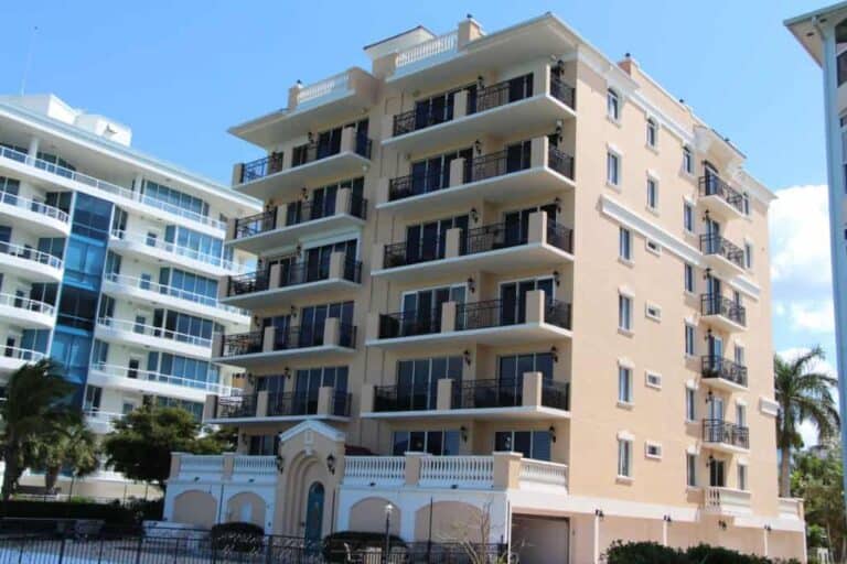 Golden Bay Condos in Downtown Sarasota, FL - Building