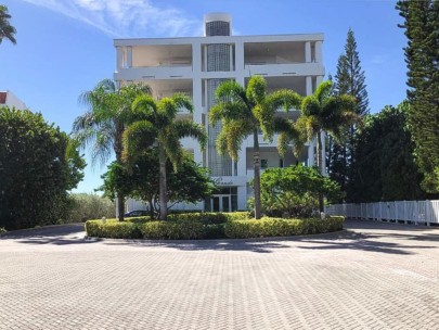 Grande Condos For Sale in Longboat Key, FL.