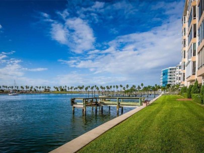 Harbor House West Condos in Sarasota, FL. - Waterfront